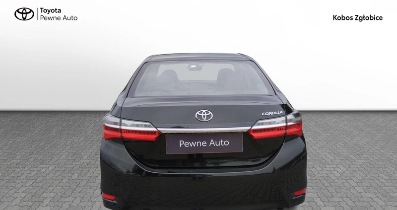 Toyota Corolla cena 67900 przebieg: 96429, rok produkcji 2018 z Przecław małe 301